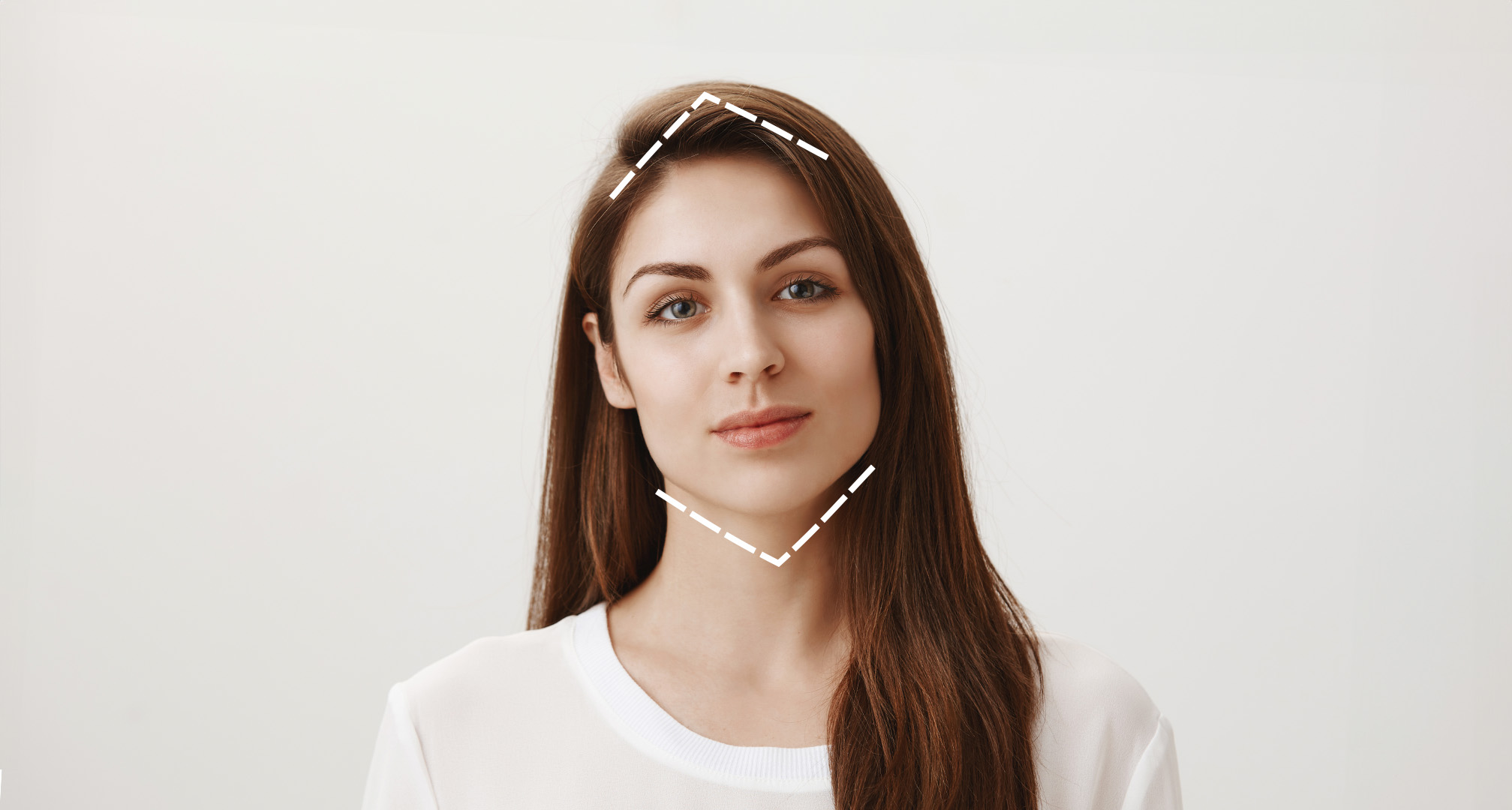 contour en pointillé d'un diamant autour du visage pour illustrer la forme du visage