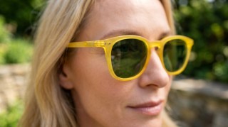 Izipizi Sun #E Yellow Honey Image générée
