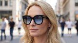 Tom Ford Beatrix-02 FT0613 01W 52 Image générée